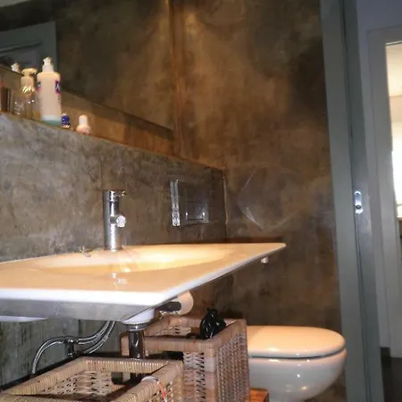 Bacrou Apartment, Design Loft Near The Sea Barcelona