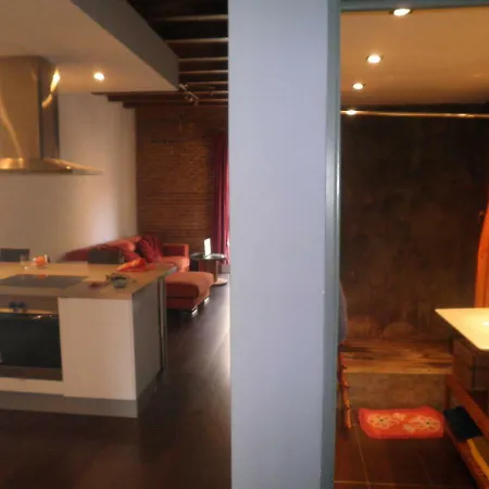 Bacrou Apartment, Design Loft Near The Sea Barcelona