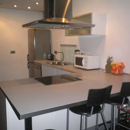 Apartment Bacrou Apartment, Design Loft Near The Sea